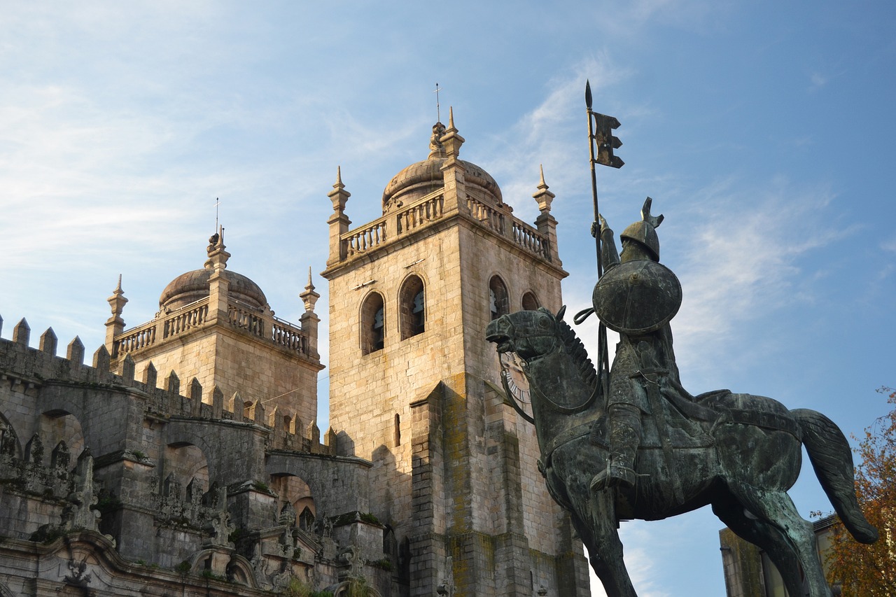 porto cathedral, statue, porto-6836243.jpg